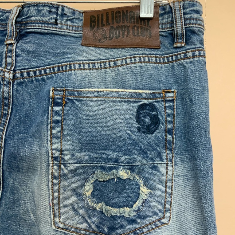 Men's Distressed Blue Jeans - Picture 4 of 12